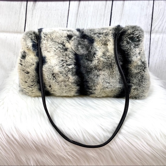 P A O L A by P D L : Fur & Italian Leather Handbag - Picture 5 of 8